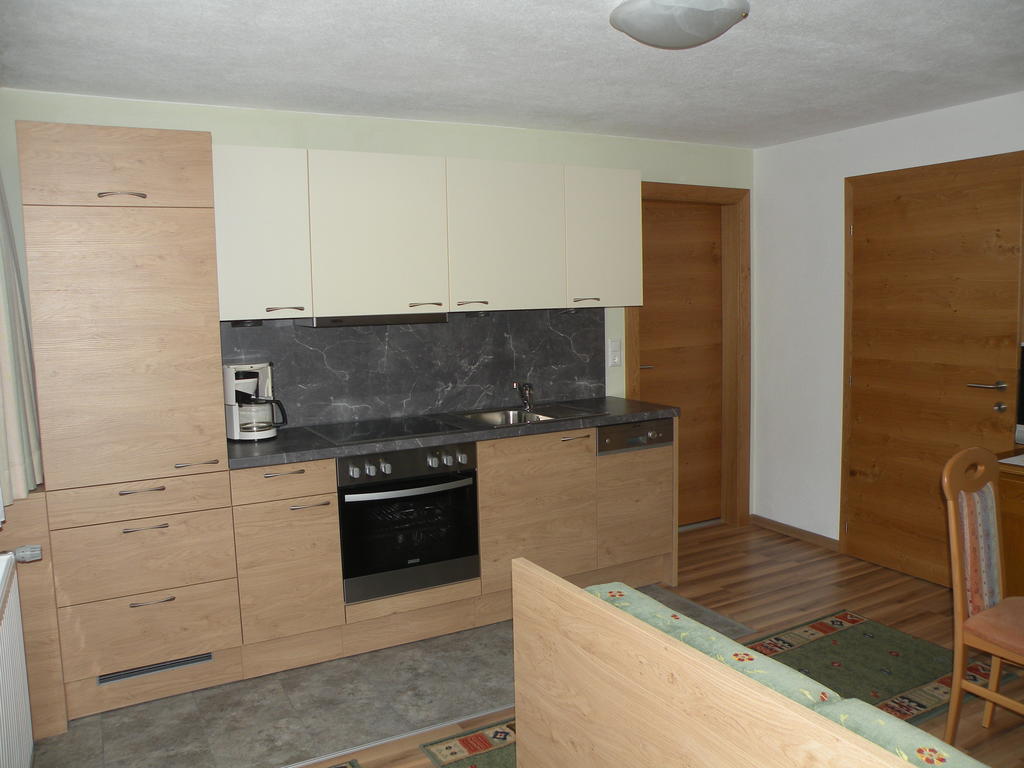 Haus Lutz Apartment Пруц Стая снимка